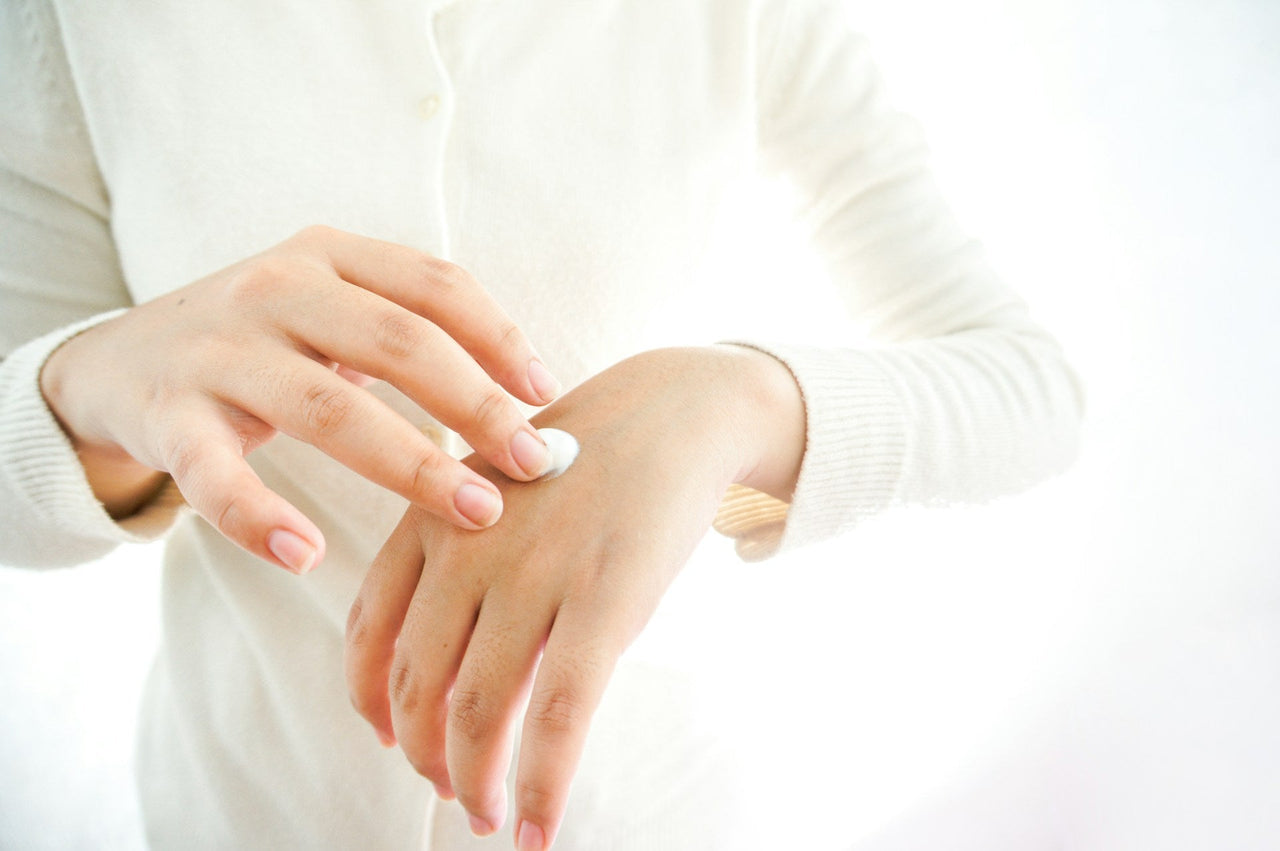 Beauty-LED Bug Protection: Natural Insect Repellent Skincare Explained