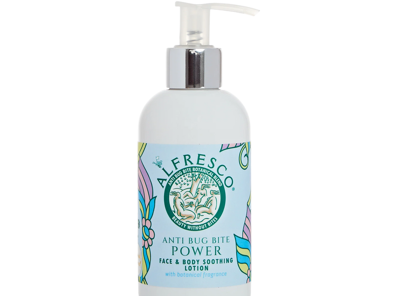 How to Choose a Natural Insect Repellent for Sensitive Skin