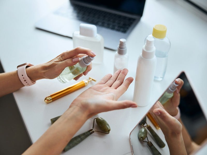 Non-Toxic Bug Spray for Travel: Reapplication, Cabin Sizes, Dry Air Tips