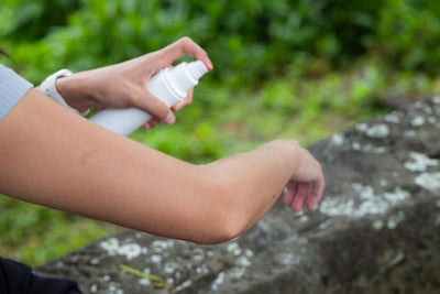 Alfresco Shop's Natural Insect Repellents for Peaceful, Worry-free Holidays